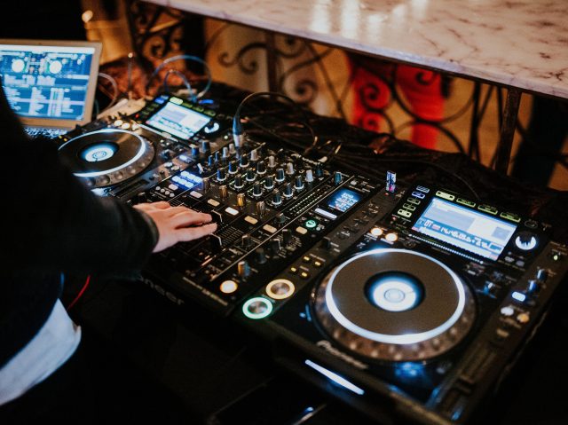 DJ Set Up-01
